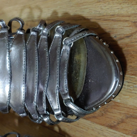 Diva DNA Studded & Laced Up Heels 9M - Picture 4 of 15